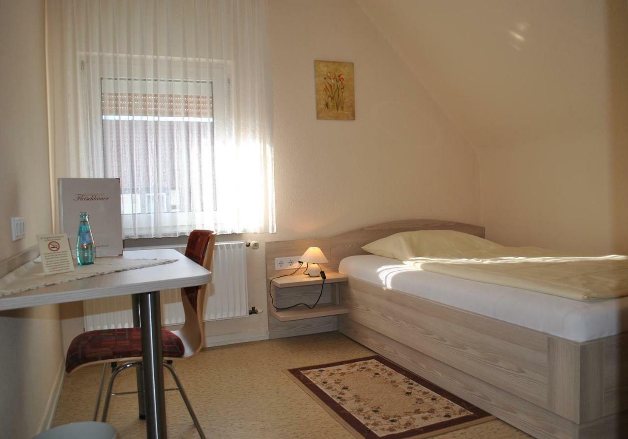 Landgasthof Fleischhauer Homberg  Extérieur photo