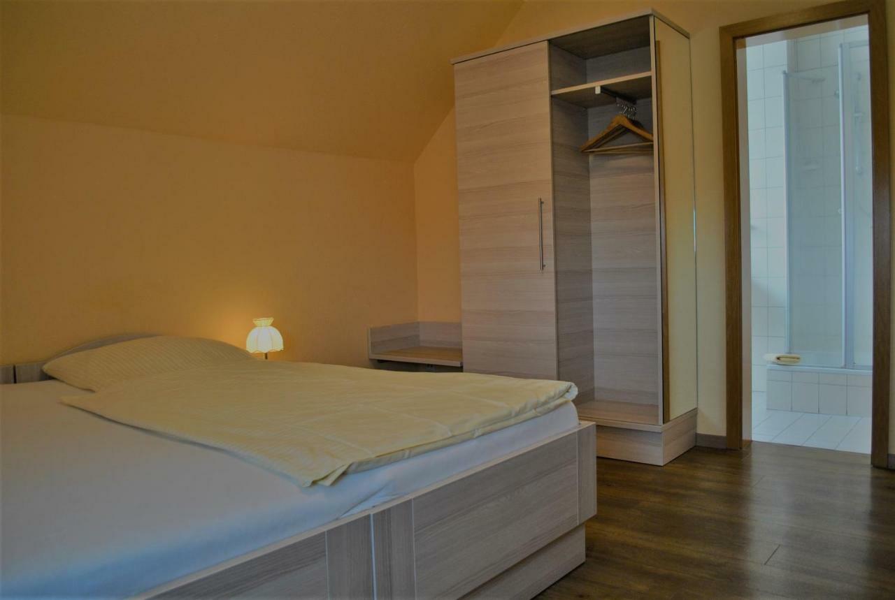 Landgasthof Fleischhauer Homberg  Extérieur photo